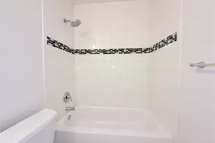 425 E 9th St, Houston, TX 77007 - Photo 18