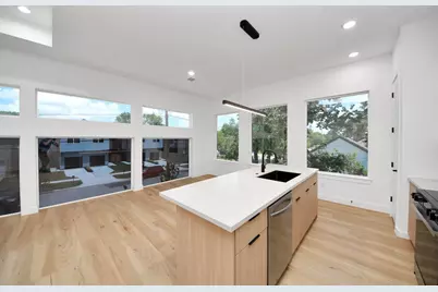 7117 Eastwood St, Houston, TX 77021 - Photo 10