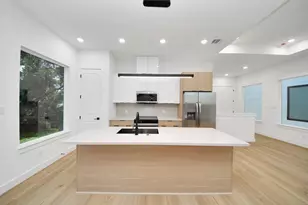 7117 Eastwood St, Houston, TX 77021 - Photo 8