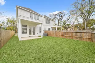 3419 Tuam St, Houston, TX 77004 - Photo 24