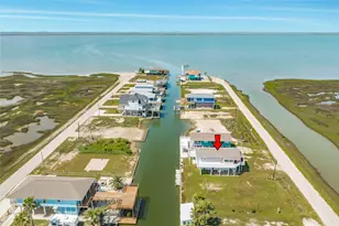 707 Pompano Ln, Freeport, TX 77541 - Photo 6