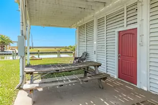 707 Pompano Ln, Freeport, TX 77541 - Photo 34