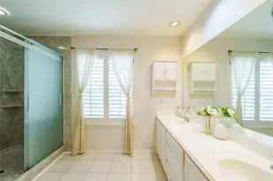 2 Mystic Glade Ct, The Woodlands, TX 77382 - Photo 28