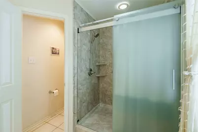 2 Mystic Glade Court, The Woodlands, TX 77382 - Photo 30