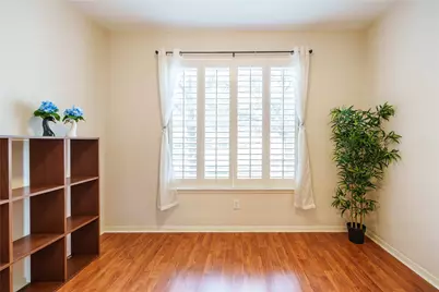 2 Mystic Glade Court, The Woodlands, TX 77382 - Photo 10