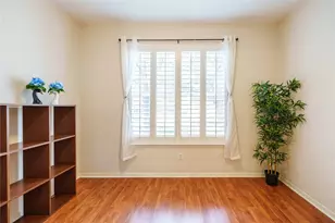 2 Mystic Glade Ct, The Woodlands, TX 77382 - Photo 10