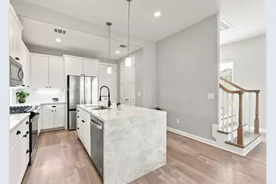 6020 T C Jester Boulevard, Houston, TX 77091 - Photo 10