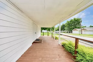 810 Lucky St, Houston, TX 77088 - Photo 10