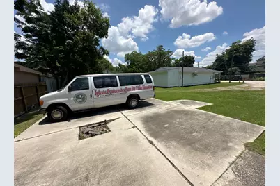 810 Lucky Street, Houston, TX 77088 - Photo 40