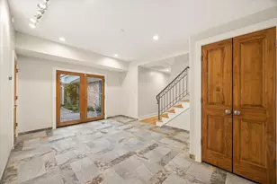 802 Flint River Dr, Houston, TX 77024 - Photo 24