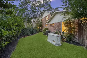 802 Flint River Dr, Houston, TX 77024 - Photo 40