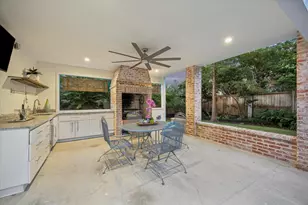 802 Flint River Dr, Houston, TX 77024 - Photo 30