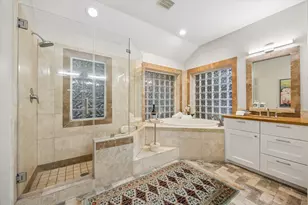 802 Flint River Dr, Houston, TX 77024 - Photo 14