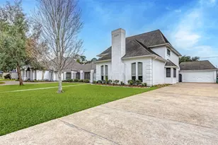 3011 Manila Ln, Houston, TX 77043 - Photo 2