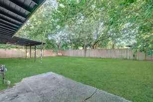 5634 Ridgeway Dr, Houston, TX 77033 - Photo 30