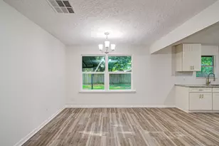 5634 Ridgeway Dr, Houston, TX 77033 - Photo 16