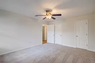 5634 Ridgeway Dr, Houston, TX 77033 - Photo 30