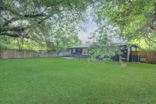 5634 Ridgeway Dr, Houston, TX 77033 - Photo 40