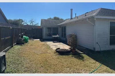 16334 Rancho Blanco Drive, Houston, TX 77083 - Photo 18