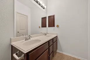 22023 Westerpine Ln, Katy, TX 77449 - Photo 30