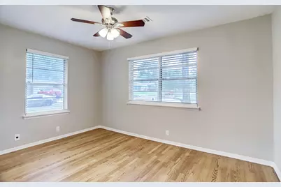 5814 Anaqua Drive, Houston, TX 77092 - Photo 12