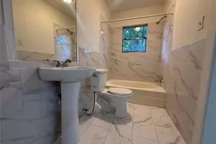 7002 Vandeman St, Houston, TX 77087 - Photo 10