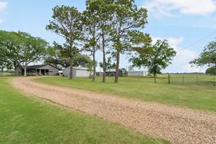 13339 Bj Dusek Rd, Wallis, TX 77485 - Photo 26