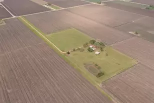 13339 Bj Dusek Rd, Wallis, TX 77485 - Photo 34