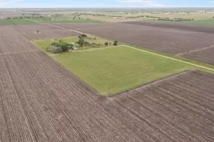 13339 Bj Dusek Rd, Wallis, TX 77485 - Photo 38