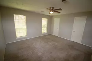 3107 Jenny Dr, Sugar Land, TX 77479 - Photo 10