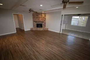 3107 Jenny Dr, Sugar Land, TX 77479 - Photo 4