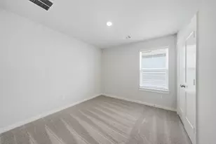 11410 Waterford Spg Trl, Houston, TX 77047 - Photo 14