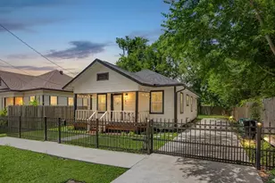 4103 New Orleans St, Houston, TX 77020 - Photo 2