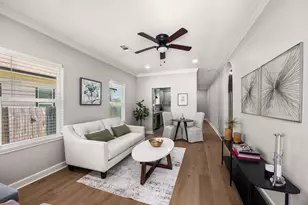 4103 New Orleans St, Houston, TX 77020 - Photo 6