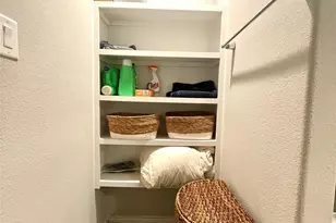 3923 Hawaiian Ct, Baytown, TX 77521 - Photo 12