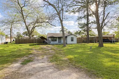406 N Fig Street, Sweeny, TX 77480 - Photo 4