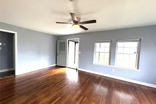 406 N Fig St, Sweeny, TX 77480 - Photo 20