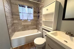 406 N Fig St, Sweeny, TX 77480 - Photo 34