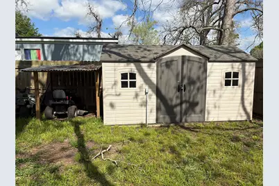 406 N Fig Street, Sweeny, TX 77480 - Photo 16