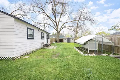 406 N Fig Street, Sweeny, TX 77480 - Photo 10