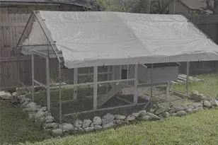 406 N Fig St, Sweeny, TX 77480 - Photo 36