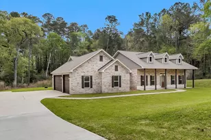 150 Sky Oak Ln, Huntsville, TX 77340 - Photo 2