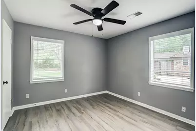 217 Loon River Drive, Houston, TX 77336 - Photo 6