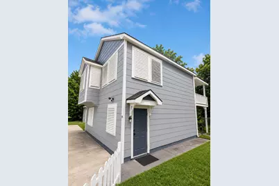 7017 2nd Street #B, Hitchcock, TX 77563 - Photo 2