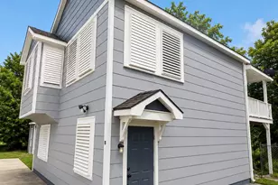 7017 2nd St, Hitchcock, TX 77563 - Photo 2