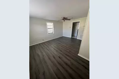 7017 2nd Street #B, Hitchcock, TX 77563 - Photo 16