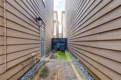 944 W 22nd Street, Houston, TX 77008 - Photo 22