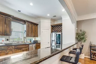 944 W 22nd St, Houston, TX 77008 - Photo 8