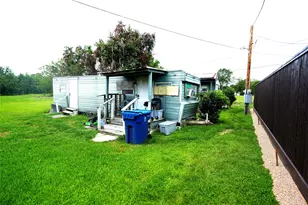 1337 3rd St, Hempstead, TX 77445 - Photo 30