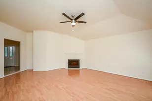 9502 Coast Bridge St, Houston, TX 77075 - Photo 14